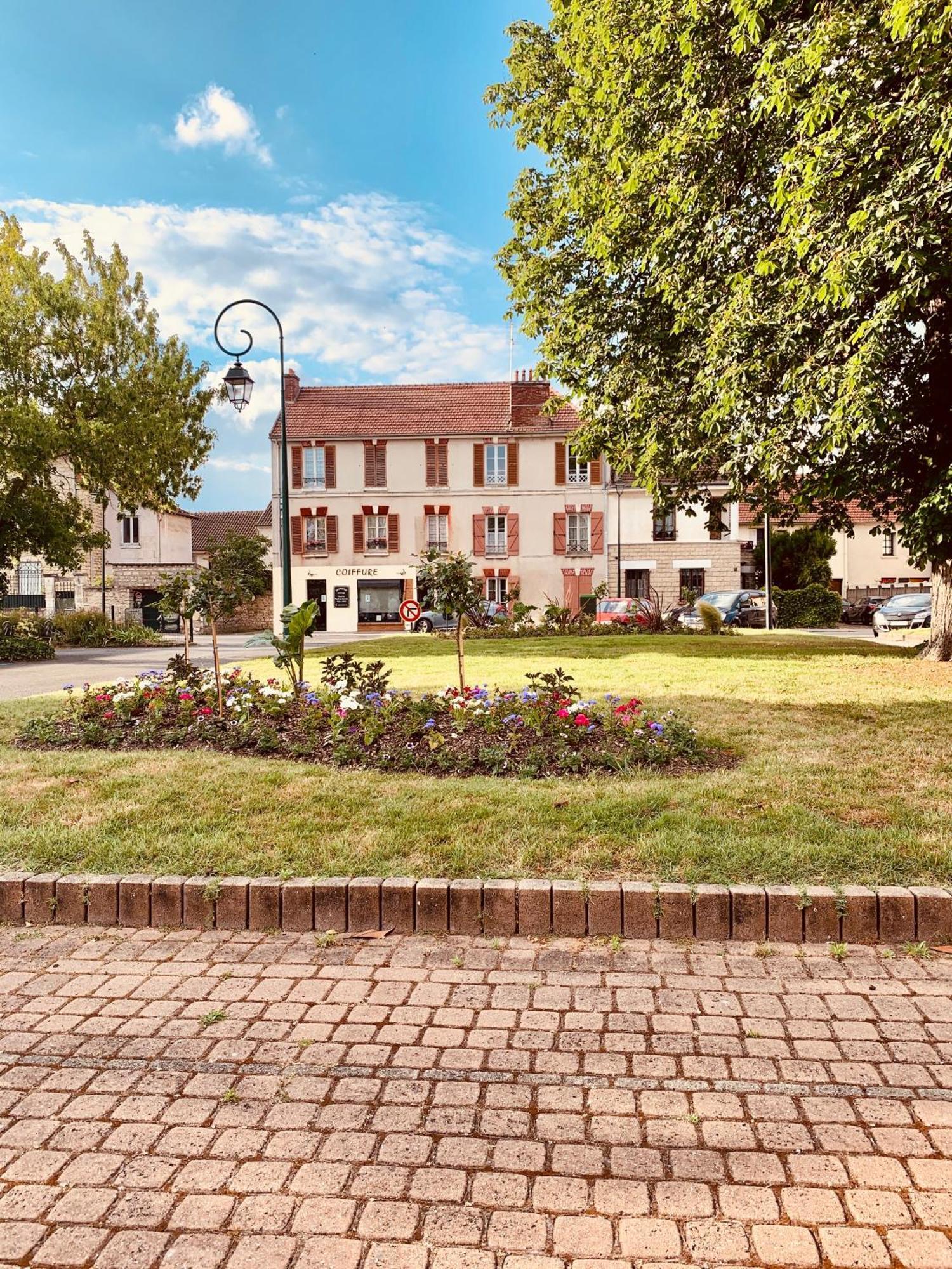 Le Logis Cantilien Lamorlaye-Chantilly Dış mekan fotoğraf